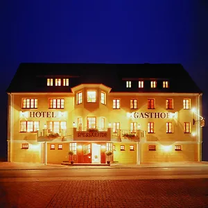 - Spessarttor & Bergwiesen - Mit Balkon Hotel